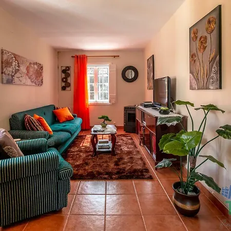 بيت للعطل House Rebelo *